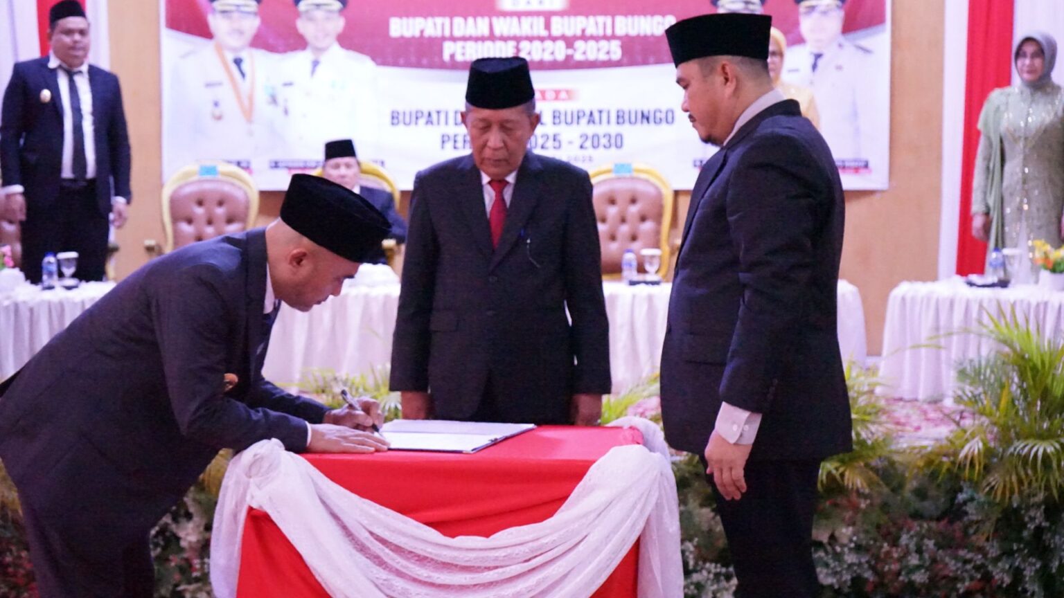 Sertijab Bupati Bungo Berlangsung Khidmat, Kepemimpinan Baru Siap Lanjutkan Pembangunan