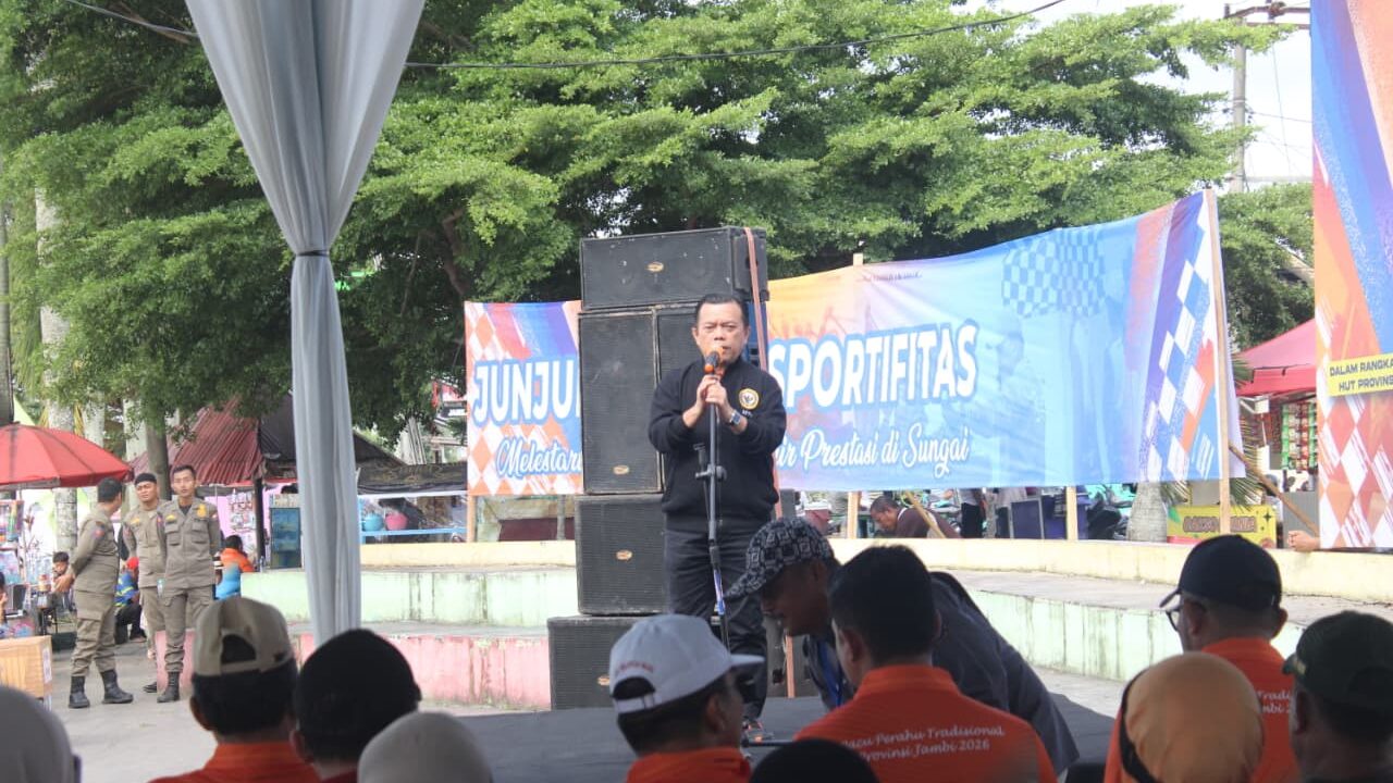 Gubernur Al Haris Buka Loba Pacu Perahu, Multiplayer Sungai Batanghari Bersih, Dukung Ekonomi Masyarakat